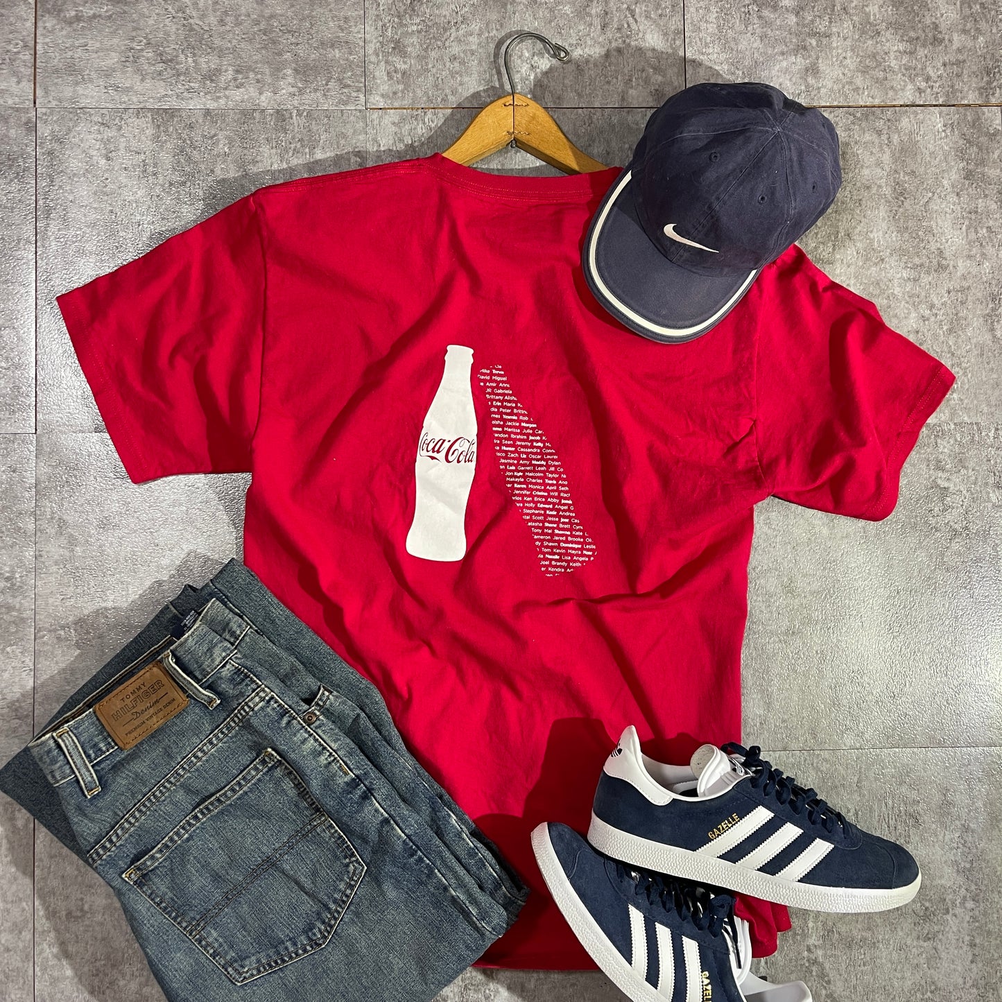 Coke Graphic (L)