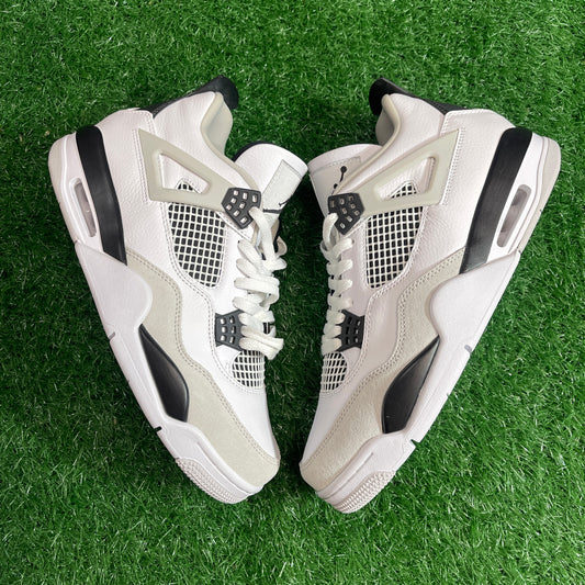 Jordan 4 Military (9.5M)