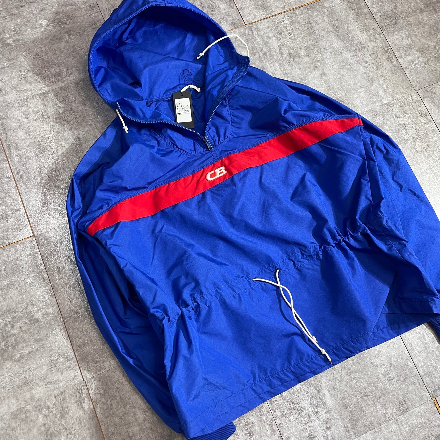 Vintage 90’s Breaker (XL)