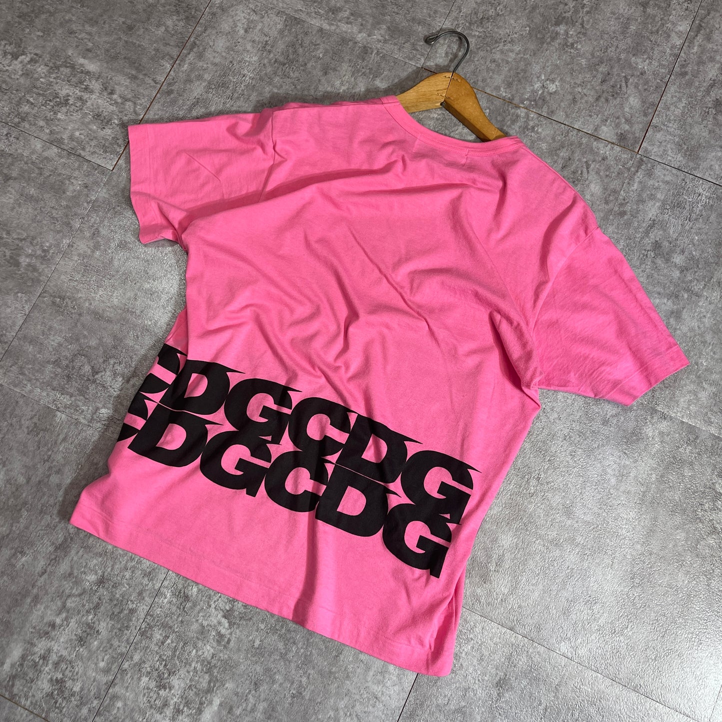 CDG Graphic (L)