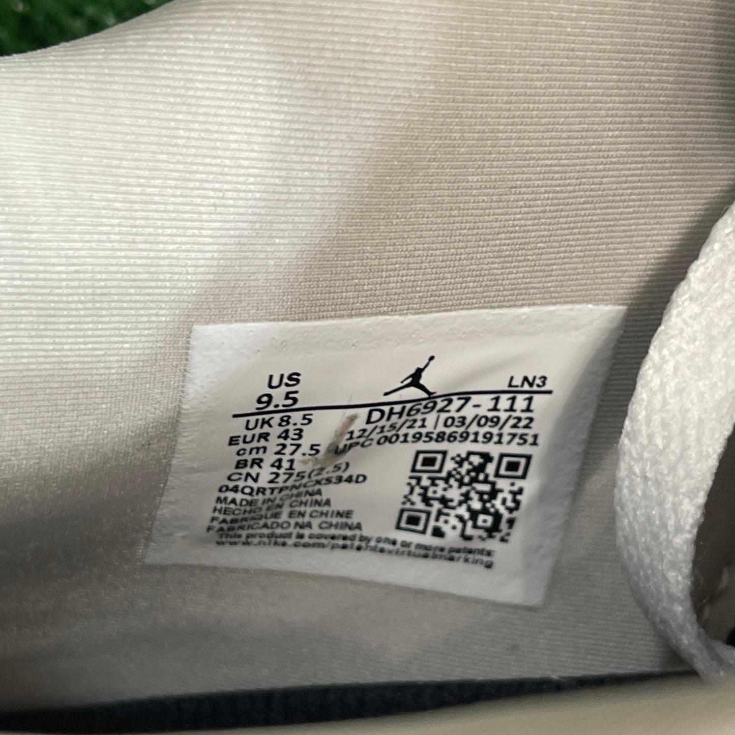 Jordan 4 Military (9.5M)